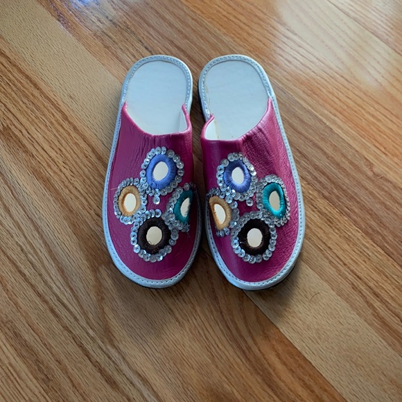 Moroccan shoes - Picture 1 of 3